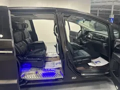 2019 Honda Elysion 2.0L Hybrid Luxury — фото 14
