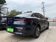 2023 BYD Qin PLUS Champion DM-i PHEV 55KM Leading, синий — фото 3