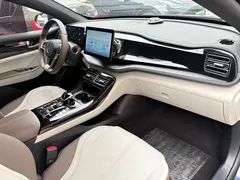 2023 BYD Qin PLUS Champion DM-i PHEV 55KM Leading, синий — фото 15