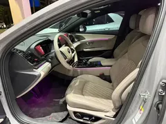 2025 BYD Han PHEV 125KM Premium — фото 4