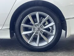 2022 Honda Accord 260TURBO Luxury, белый — фото 10