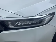 2022 Honda Accord 260TURBO Luxury, белый — фото 11