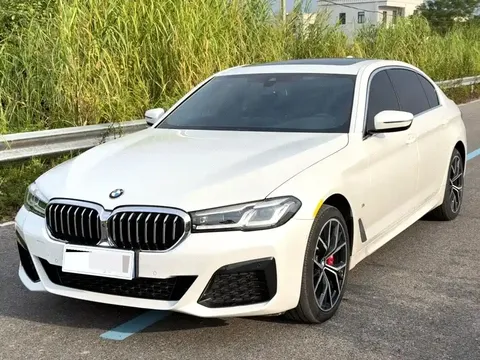 2022 BMW 5 Series 530Li Premium M Sport Package