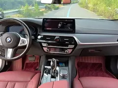 2022 BMW 5 Series 530Li Premium M Sport Package, белый — фото 5