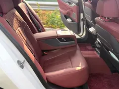 2022 BMW 5 Series 530Li Premium M Sport Package, белый — фото 7