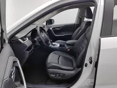 2023 Toyota RAV4 Hybrid 2.5L E-CVT 2WD Elite Plus, белый — фото 10