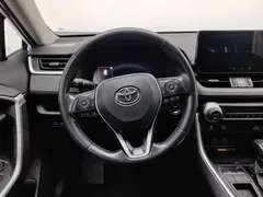 2023 Toyota RAV4 Hybrid 2.5L E-CVT 2WD Elite Plus, белый — фото 11