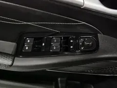 2022 Geely Emgrand 4th Gen 1.5L MT Elite — фото 9