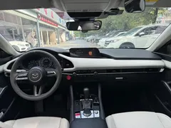 2020 Mazda 3 2.0L Compression Ignition Premium, белый — фото 18