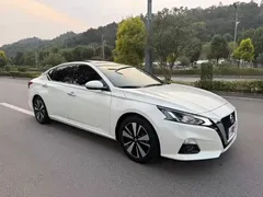 2021 Nissan Teana 2.0L XL Comfort, белый — фото 3