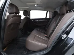 2022 BMW 5 Series 525Li Luxury Package, чёрный — фото 8