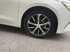 2022 Geely Emgrand 4th Gen 1.5L CVT Premium, белый — фото 8