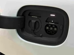 2025 Li Auto i6 4WD Standard, белый — фото 21