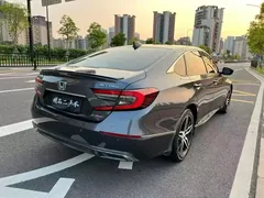 2022 Honda Accord 2.0L Hybrid — фото 9