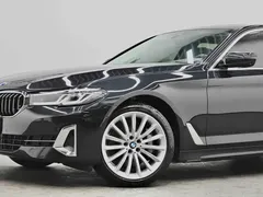 2022 BMW 5 Series 530Li Premium Luxury Package, чёрный — фото 9