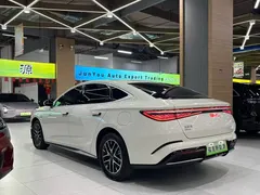 2025 BYD Seal 07 1.5L PHEV 70km Elite — фото 7
