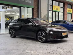 2024 Nio ET5T 75kWh Touring, чёрный — фото 3