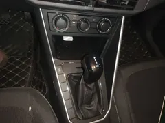 2023 Volkswagen Polo Plus 1.5L AT, белый — фото 10