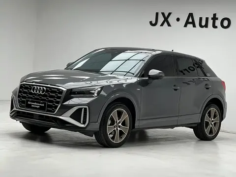 2022 Audi Q2L 35 TFSI Fashion Sport