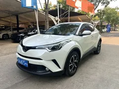 2020 Toyota C-HR 2.0L, белый — фото 1