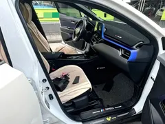 2020 Toyota C-HR 2.0L, белый — фото 5