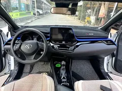2020 Toyota C-HR 2.0L, белый — фото 6