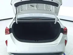 2020 Hyundai Yuena 1.4L MT GLS, белый — фото 4