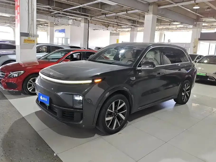 2023 Li Auto L8 Air