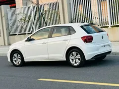 2021 Volkswagen Polo Plus 1.5L AT Panoramic, белый — фото 3