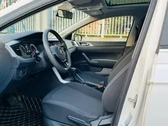 2021 Volkswagen Polo Plus 1.5L AT Panoramic, белый — фото 4