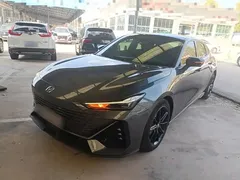 2022 Changan UNI-V 1.5T Premium — фото 2
