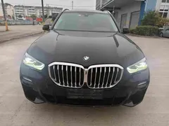 2021 BMW X5 M Sport Package, чёрный — фото 2