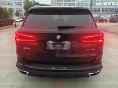 2021 BMW X5 M Sport Package, чёрный — фото 3