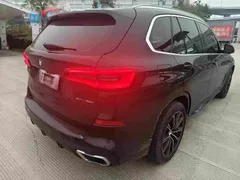 2021 BMW X5 M Sport Package, чёрный — фото 4