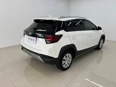 2022 Toyota Yaris L Zhixuan X 1.5L CVT Leading Plus, белый — фото 4