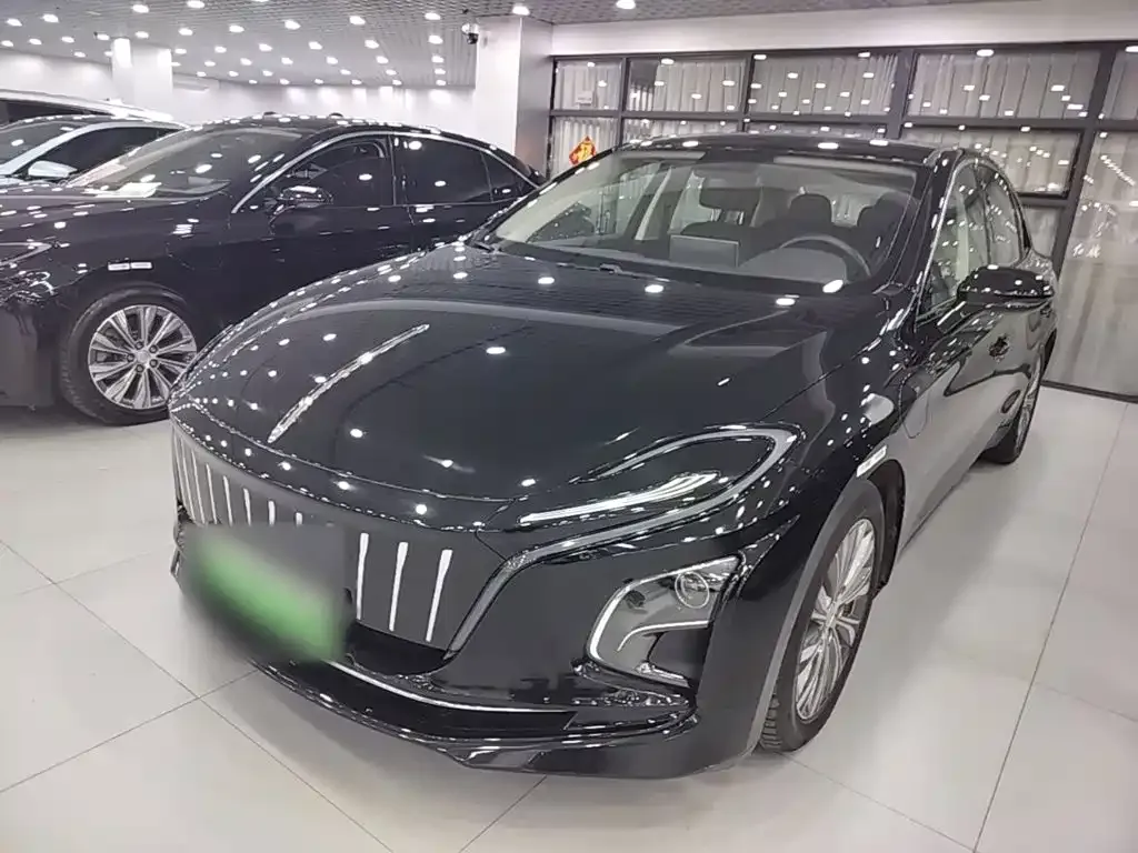 2024 Hongqi E-QM5 560km PLUS