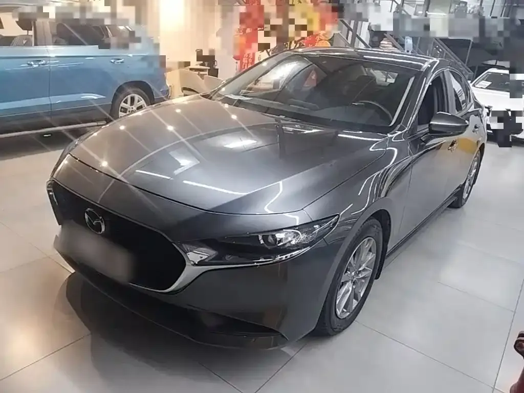 2021 Mazda 3 1.5L AT