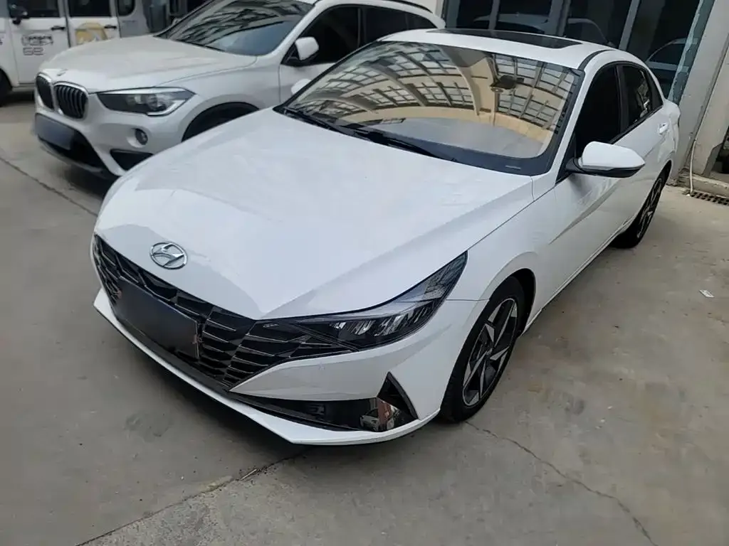 2022 Hyundai Elantra 1.5L CVT GLX Elite