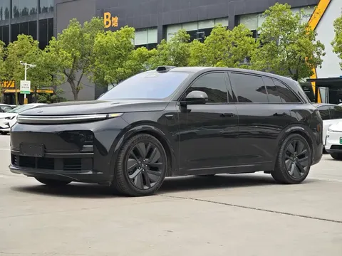 2023 Li Auto L7
