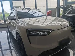 2026 Aito M7 EV Max 4WD 5-Seat, белый — фото 4