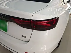 2022 Geely Emgrand 4th Gen 1.5L MT Luxury, белый — фото 8