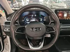 2022 Geely Emgrand 4th Gen 1.5L MT Luxury, белый — фото 11