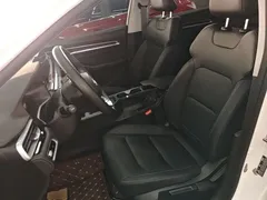 2022 Geely Emgrand 4th Gen 1.5L MT Luxury, белый — фото 15