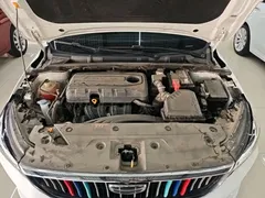 2022 Geely Emgrand 4th Gen 1.5L MT Luxury, белый — фото 20