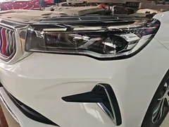 2022 Geely Emgrand 4th Gen 1.5L MT Luxury, белый — фото 24
