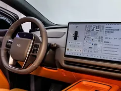 2025 Li Auto i6 4WD Standard, чёрный — фото 12