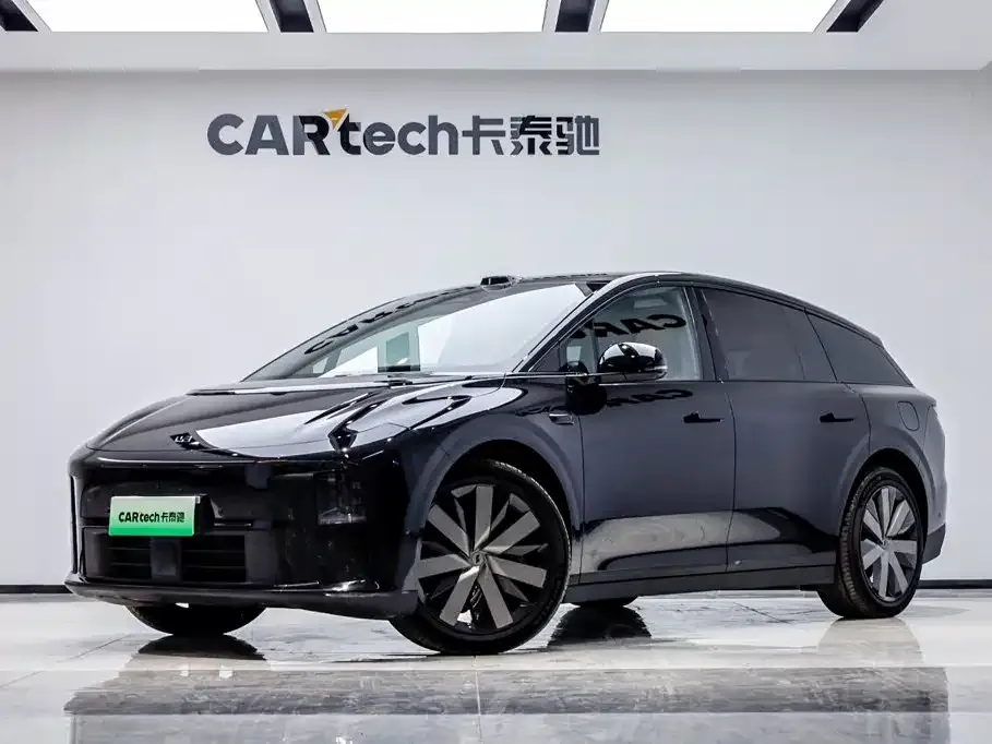 2025 Li Auto i6 4WD Standard