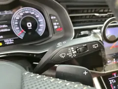 2021 Audi Q7 55 TFSI quattro S line Sport, чёрный — фото 10