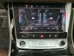 2021 Audi Q7 55 TFSI quattro S line Sport, чёрный — фото 12