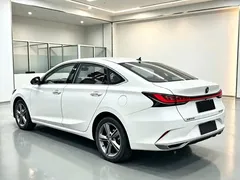 2023 Changan Raeton PLUS 1.5T DCT Luxury, белый — фото 5